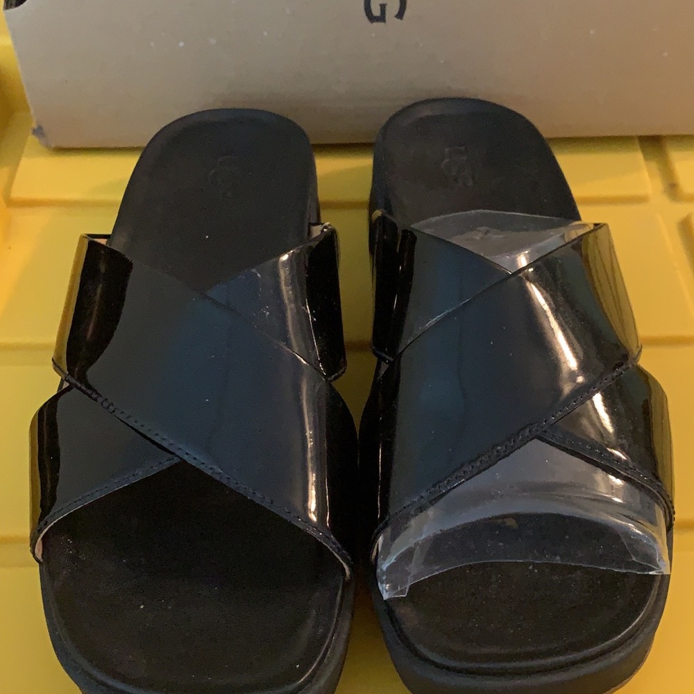 UGG Emily Square Toe Cross Slide Sandals